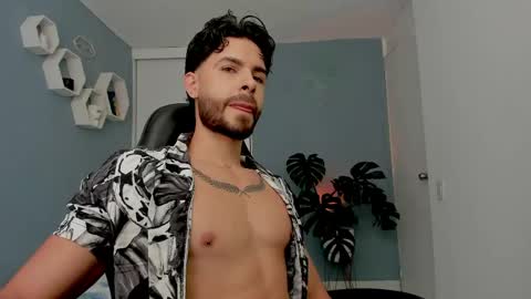 Maxi online show from April 19, 8:33 pm