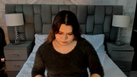 Maxine Minx online show from September 28, 10:41 pm