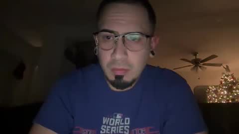 maxzies490597 online show from December 16, 4:19 am