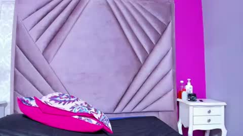 may_lovers online show from July 28, 4:39 pm