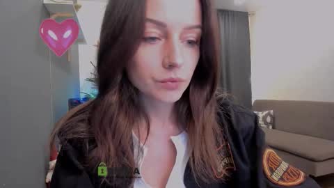 Maya online show from January 16, 6:50 pm