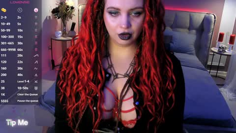 Maya Mils online show from April 2, 1:02 am