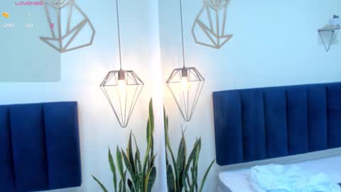 mayaevansmg online show from December 14, 12:22 pm