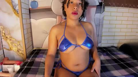 mayajonespri online show from May 26, 5:13 am