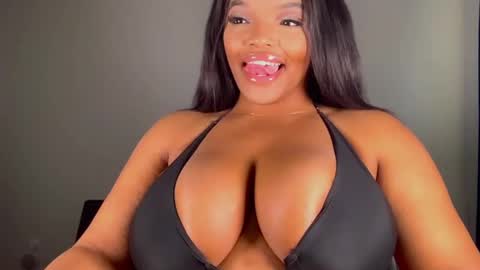 Snapshot of maybabi chatting on January 26, 3:25 pm MayBabi online show from January 26, 3:25 pm