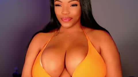 Snapshot of maybabi chatting on October 6, 1:18 pm MayBabi online show from October 6, 1:18 pm