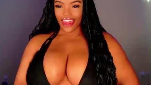 Snapshot of maybabi chatting on October 24, 1:56 pm MayBabi online show from October 24, 1:56 pm