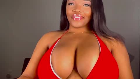 Snapshot of maybabi chatting on January 27, 12:05 pm MayBabi online show from January 27, 12:05 pm