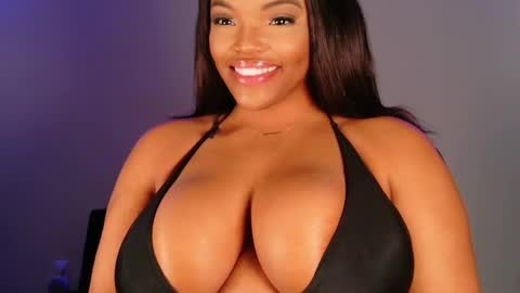 Snapshot of maybabi chatting on February 26, 2:38 pm MayBabi online show from February 26, 2:38 pm