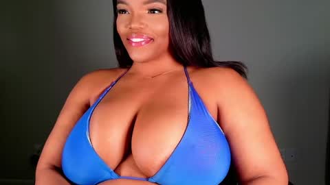 Snapshot of maybabi chatting on February 17, 10:05 pm MayBabi online show from February 17, 10:05 pm