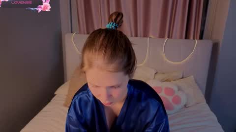 Ann online show from September 12, 9:39 pm