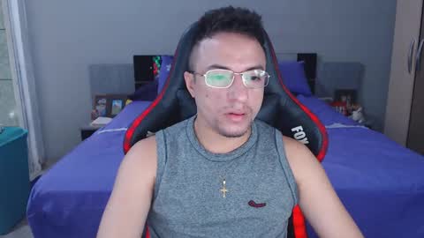 Mayke online show from November 17, 1:35 pm