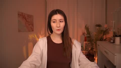  May  online show from April 13, 5:33 am