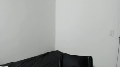 mazikeen_18 online show from November 6, 1:25 pm