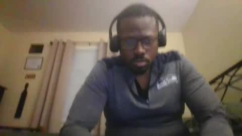 Mark online show from December 13, 11:00 pm