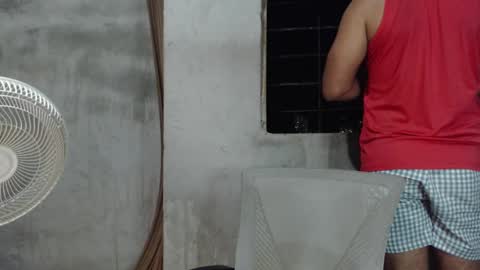 Mcgregor online show from February 14, 2:07 am