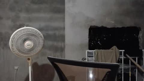 Mcgregor online show from November 30, 3:24 am