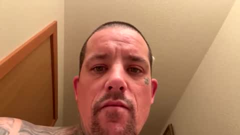 mcgriffwes2 online show from December 23, 3:13 am