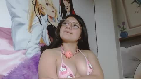 mackenna av online show from March 7, 5:28 pm