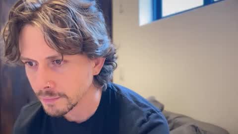 mcklister online show from April 8, 12:35 am