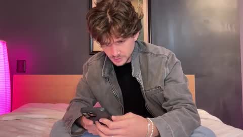 mcklister online show from February 3, 6:45 pm