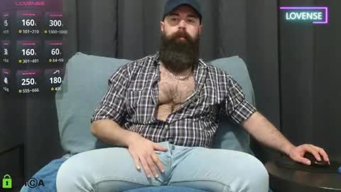 Meaty Roll online show from March 24, 6:25 pm