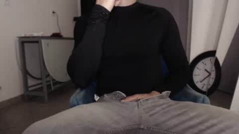 Meditmtc online show from December 20, 9:17 pm