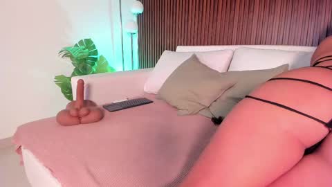 megan online show from October 1, 1:59 am