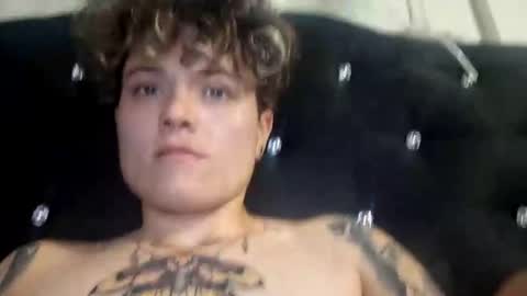 Megan and sophi online show from December 2, 4:11 am