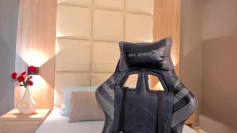 MEGAN COOPER online show from October 21, 2:27 am