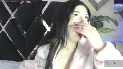     online show from April 8, 11:57 am