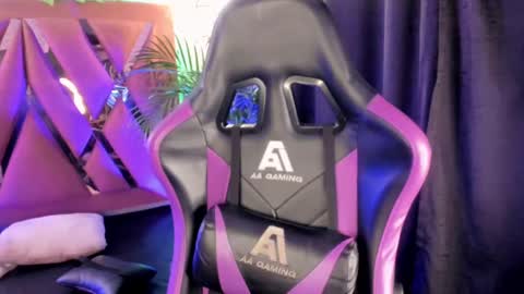    online show from February 27, 5:18 am