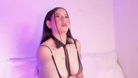 megan_jenner1 online show from May 16, 6:21 am