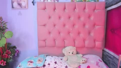 megan_jenner1 online show from October 26, 4:57 am