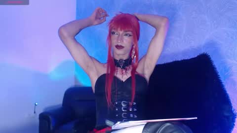 megan_queen12 online show from June 3, 4:48 am