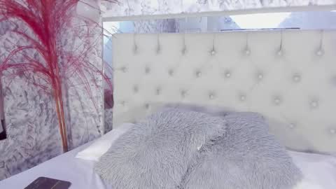 MEGAN  online show from September 19, 11:14 am