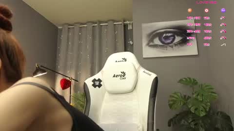 MeganieX online show from June 27, 3:12 am