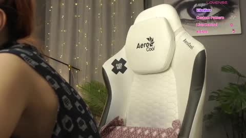 MeganieX online show from November 11, 1:52 am