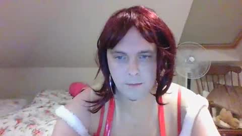 megankallan online show from December 16, 6:58 pm