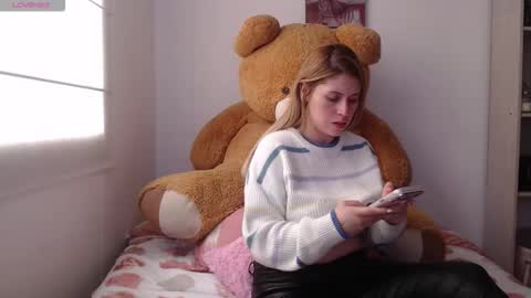 MEGAN online show from March 10, 6:56 pm