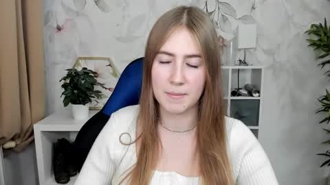 Megan online show from November 11, 2:52 pm