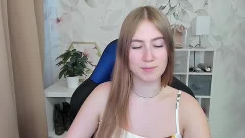 Megan online show from September 10, 4:52 pm