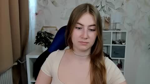 Megan online show from May 19, 12:23 pm