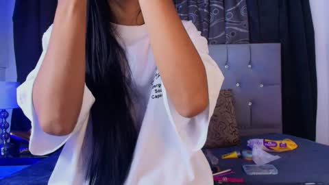 meggan online show from November 12, 4:37 am