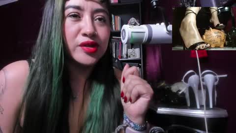 Goddess Sara online show from May 8, 9:53 pm