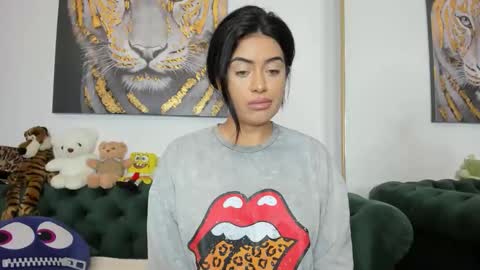 megpalmer online show from May 5, 7:36 am