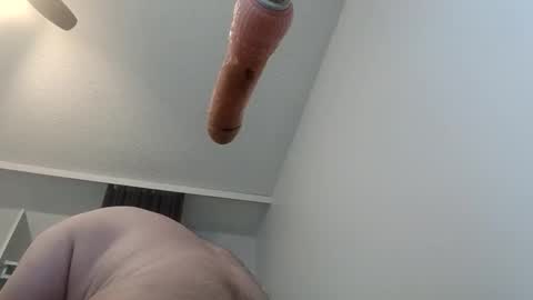 meheriuk68 online show from April 22, 1:35 am