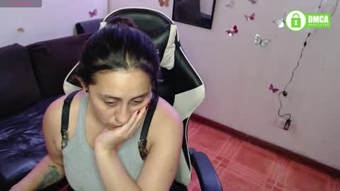 mel raise online show from November 13, 2:03 am