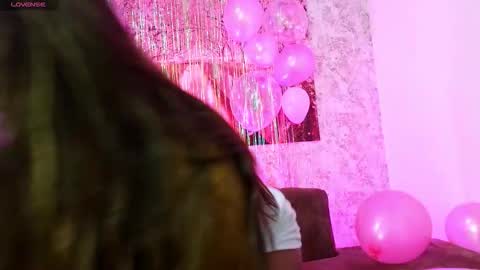 Melaany  online show from November 25, 1:48 am