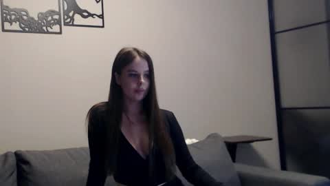 meladams online show from November 1, 9:14 pm